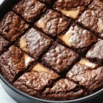 Delicious Biscoff Blondies with caramel color and cookie crumble topping